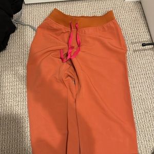 Figs scrub pants/brand new
